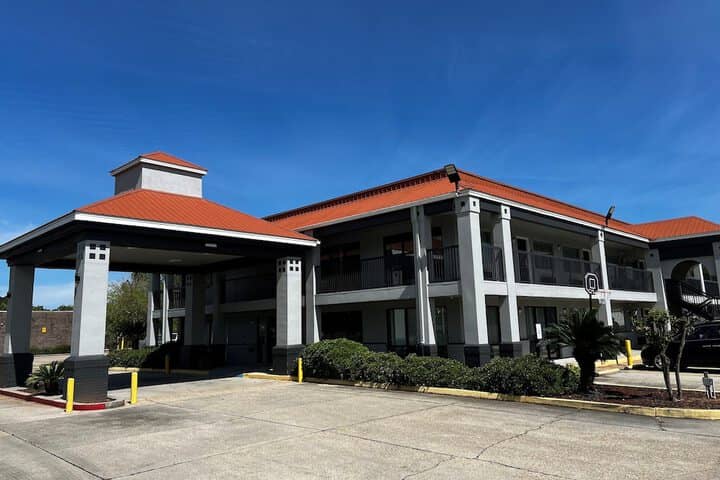 Hotel 57 of 68
