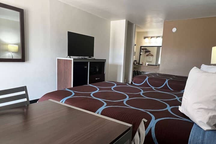 Room 30 of 68