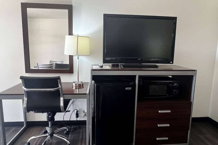 Room 36 of 68