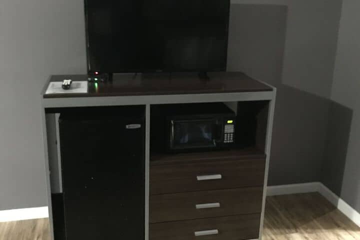 Room 7 of 68
