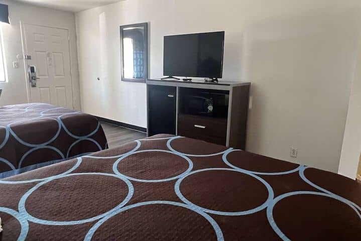 Room 29 of 68